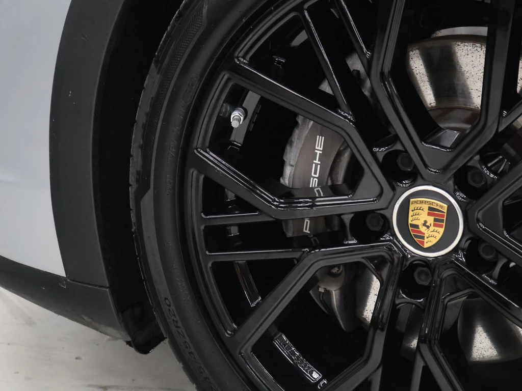 Porsche Taycan – foto 31