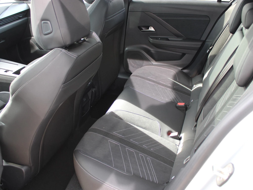 Opel Astra – foto 26