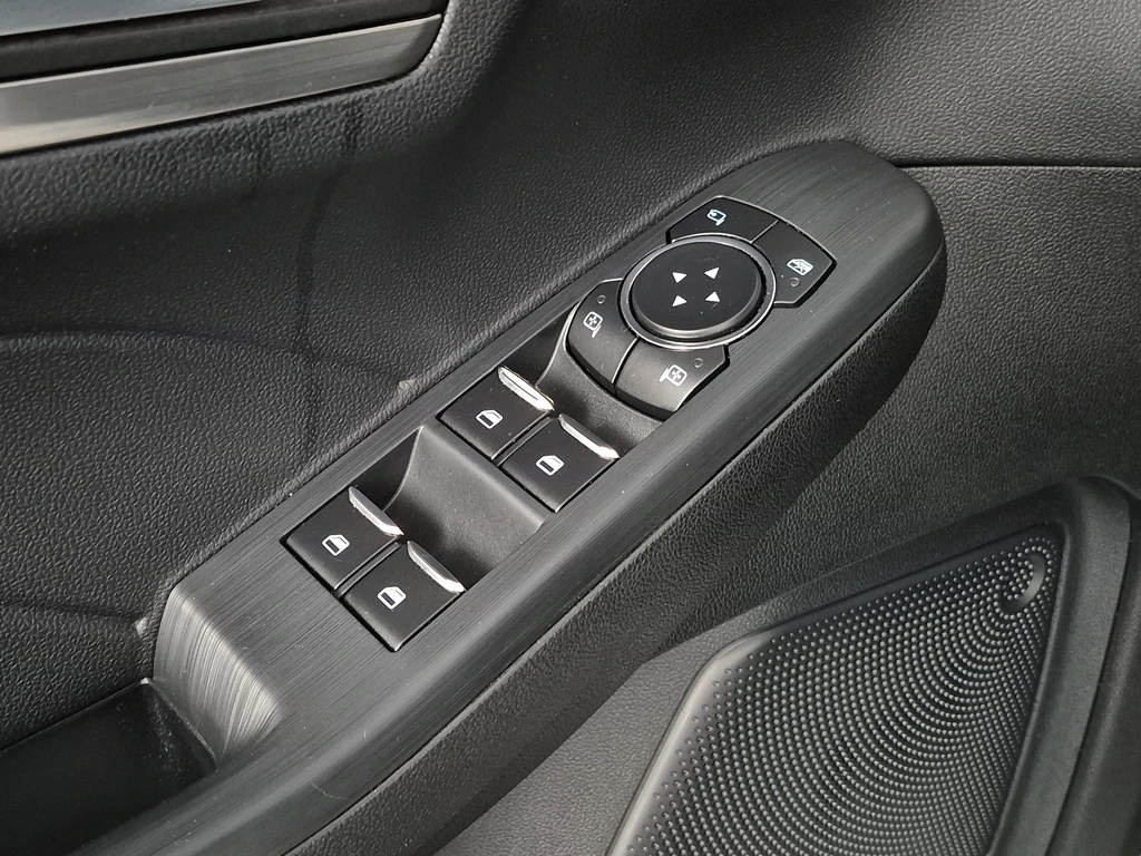 Ford Kuga – foto 18