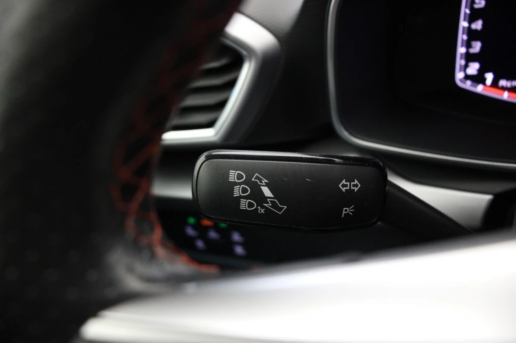 SEAT Leon – foto 28