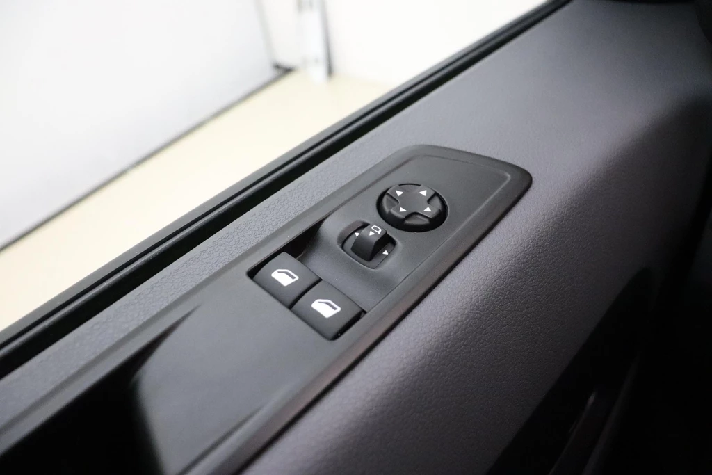Opel Vivaro – foto 17
