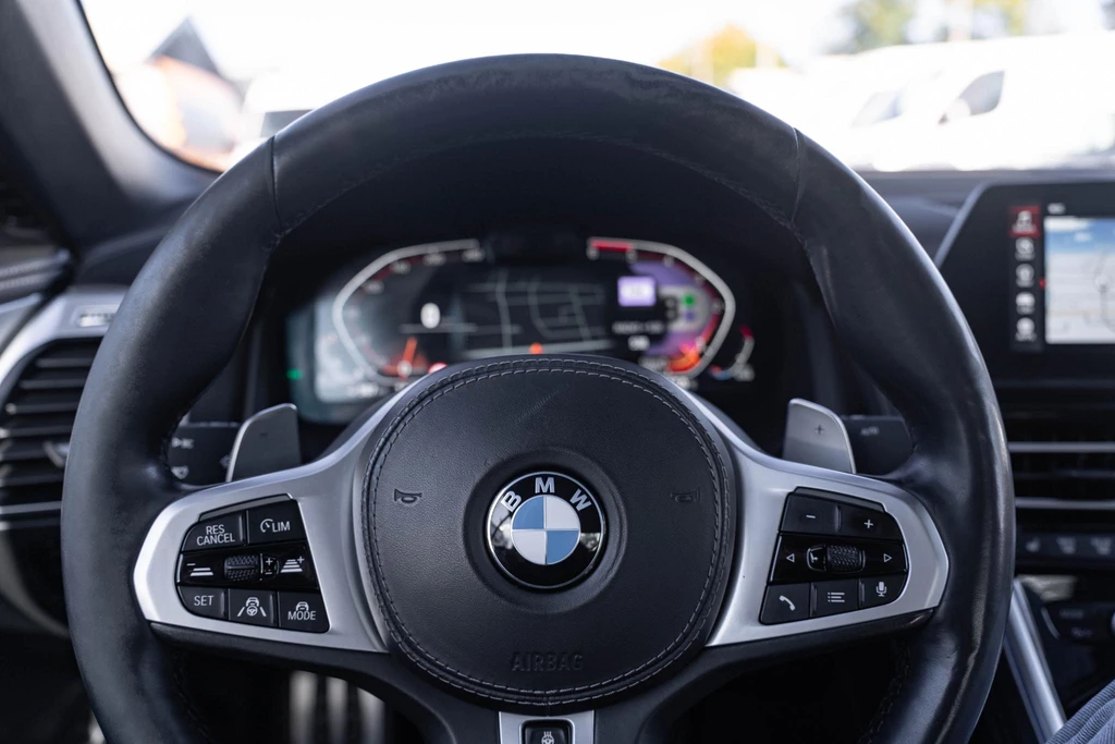 BMW 8 Serie – foto 32