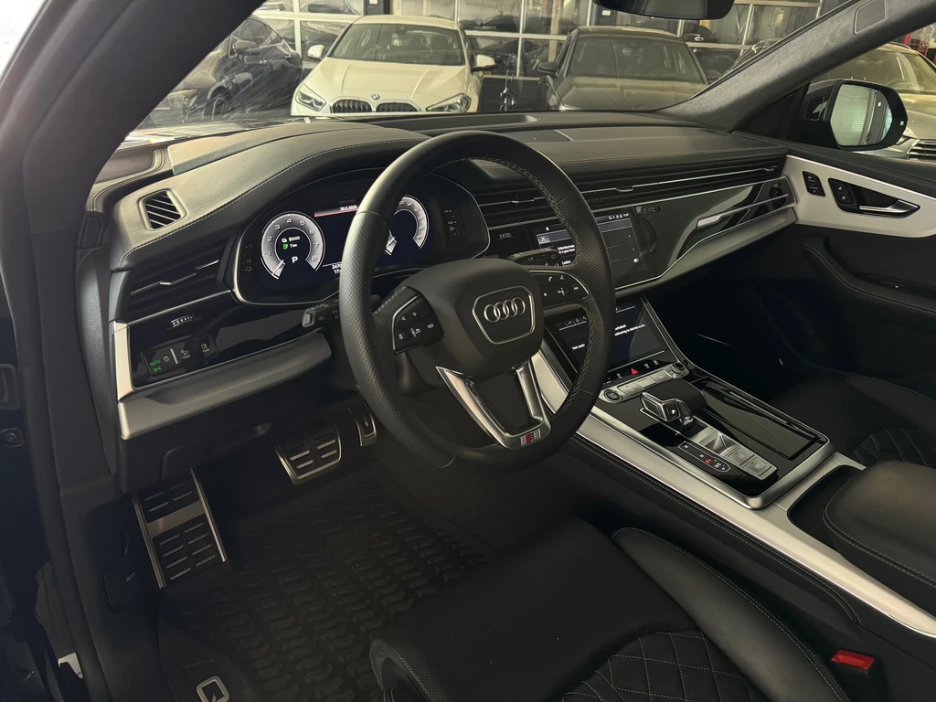 Audi Q8 – foto 13