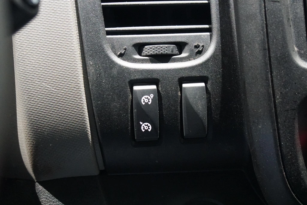 Nissan NV300 – foto 23
