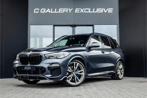 BMW X5 M50i Executive - Grijs Kenteken | M Sport | Panorama | Memory | 360 Camera