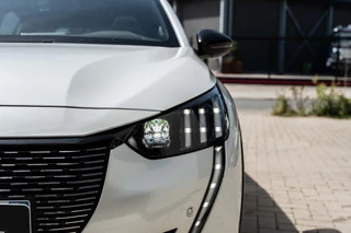 Peugeot 208 – thumbnail 18