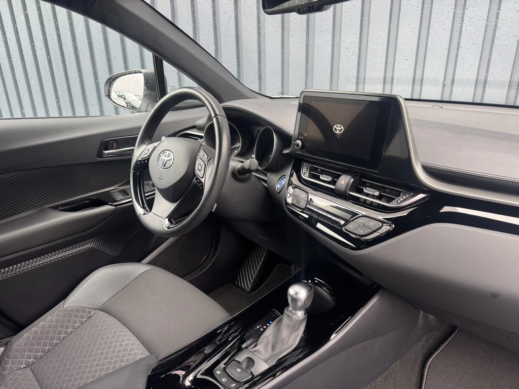 Toyota C-HR – foto 13