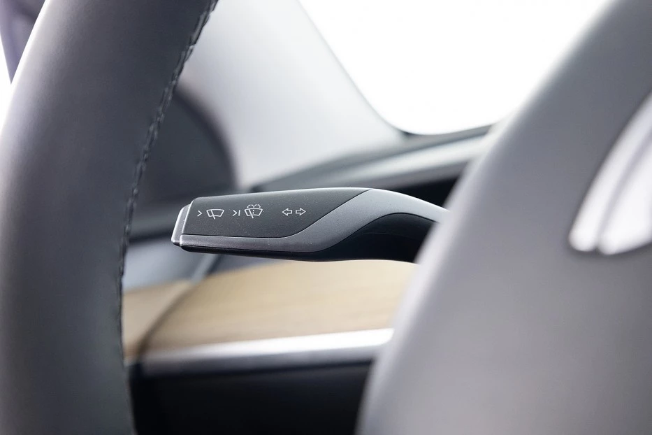 Tesla Model Y – foto 31