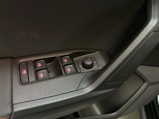 SEAT Arona – thumbnail 19
