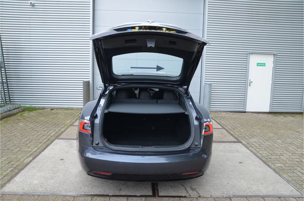 Tesla Model S – foto 32