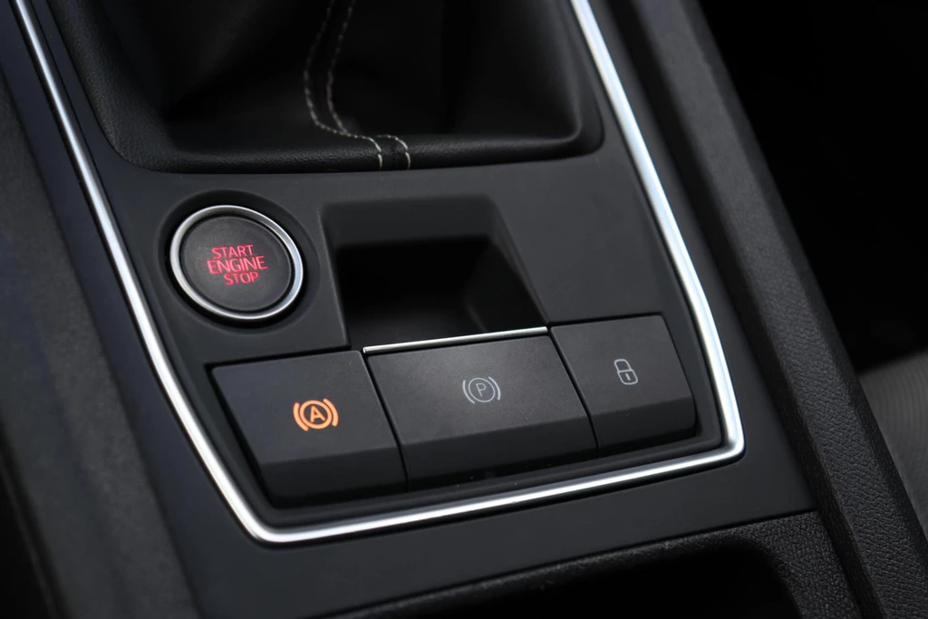 SEAT Leon – foto 28