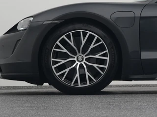 Porsche Taycan – thumbnail 39