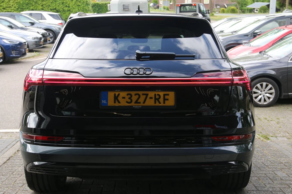 Audi e-tron – foto 3