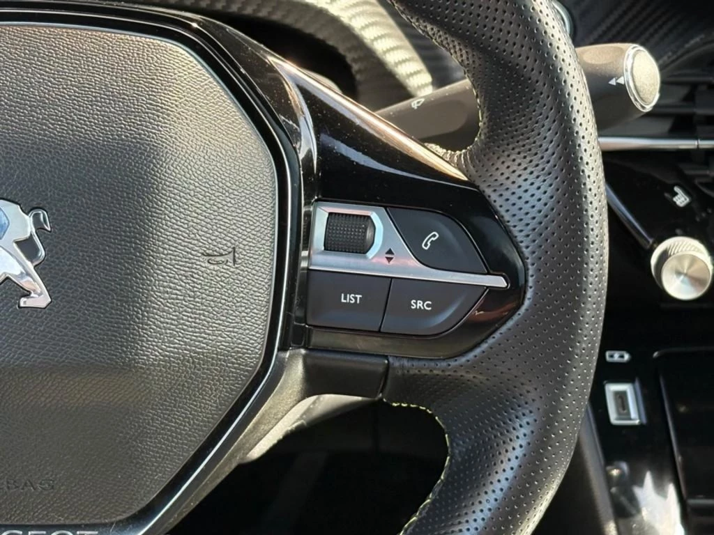Peugeot 208 – foto 39