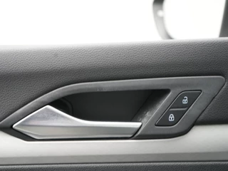 Volkswagen Golf – thumbnail 33