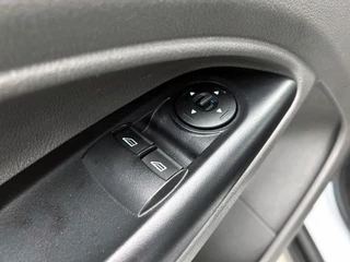 Ford Transit Connect – thumbnail 14