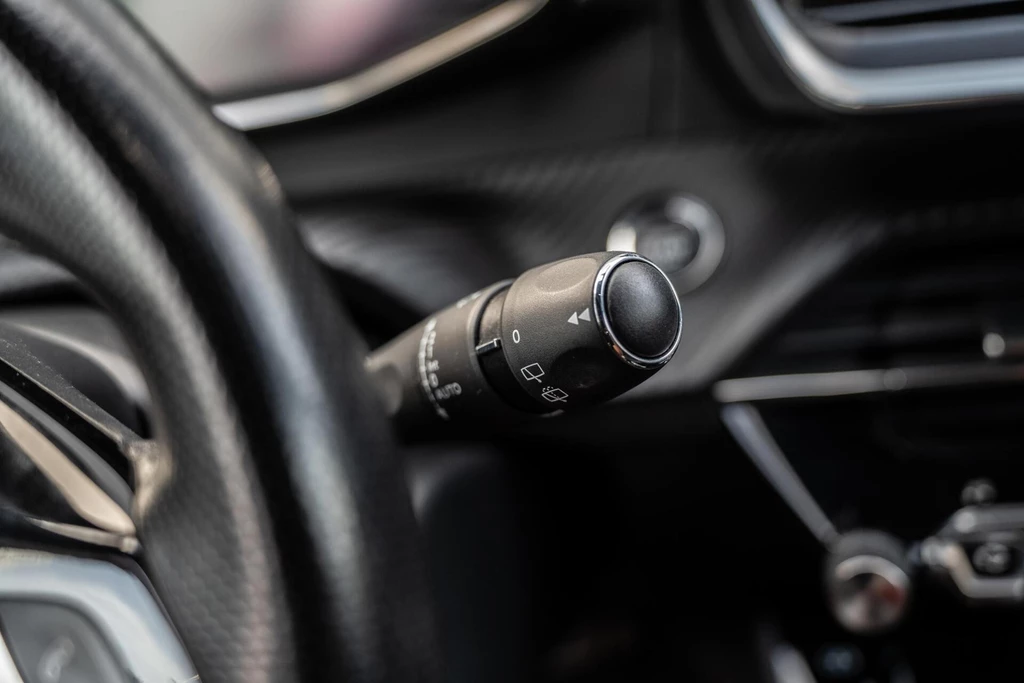 Peugeot 208 – foto 32