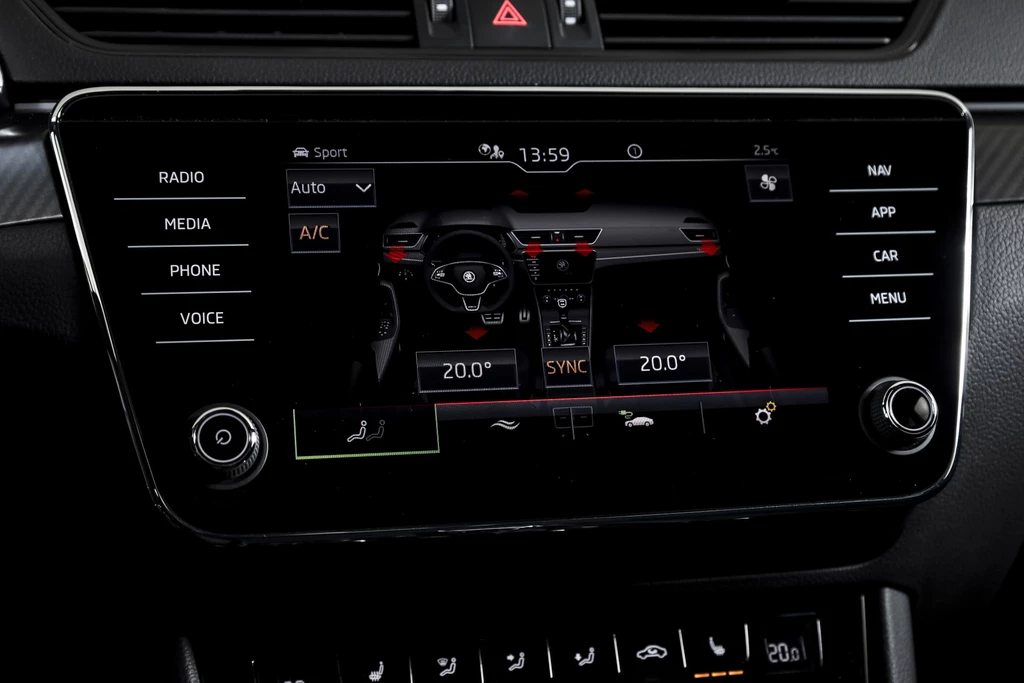 Škoda Superb – foto 24