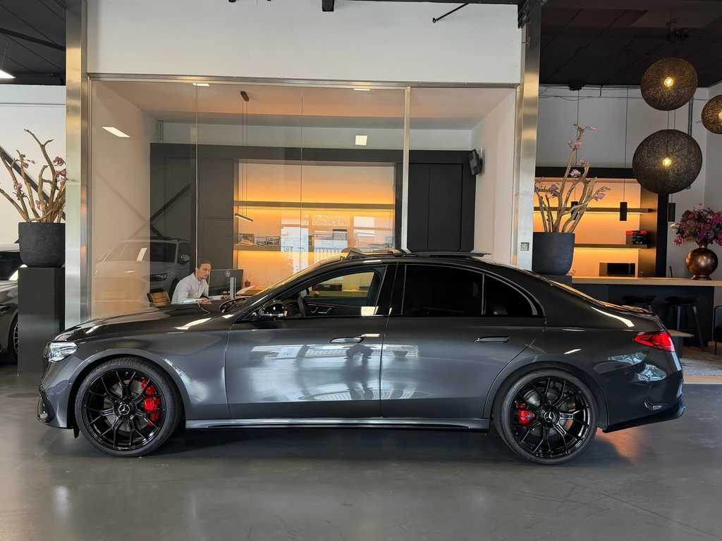 Mercedes-Benz E-Klasse – foto 6