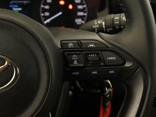 Toyota Yaris – thumbnail 24