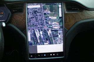 Tesla Model X – thumbnail 18