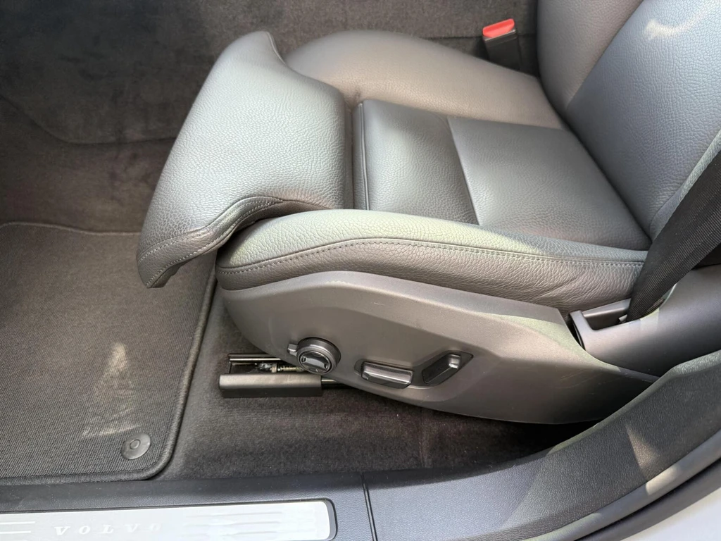 Volvo XC60 – foto 12
