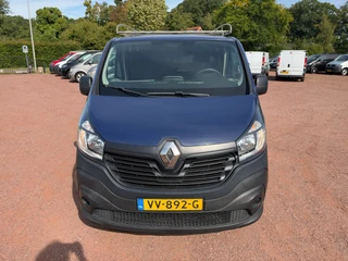 Renault Trafic – thumbnail 8