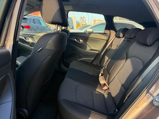 Hyundai i30 – thumbnail 41