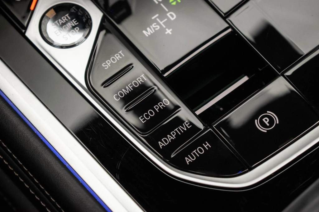 BMW 8 Serie – foto 36