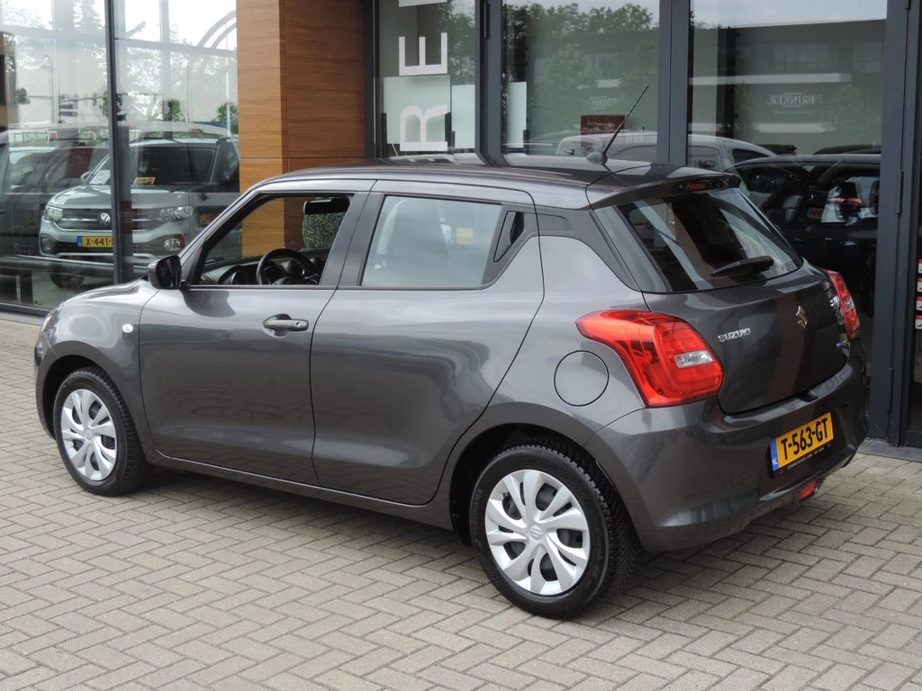 Suzuki Swift – foto 2