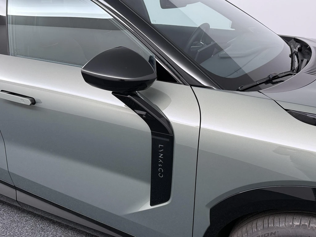Lynk & Co 08 – foto 52