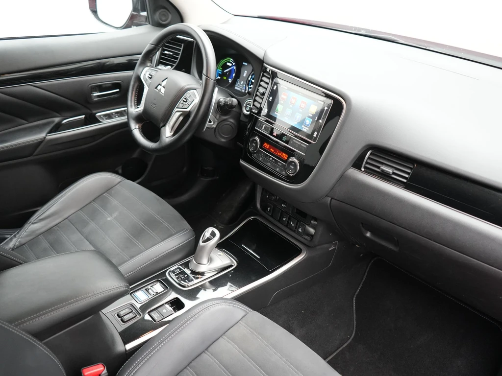 Mitsubishi Outlander – foto 13