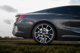 BMW 8 Serie – thumbnail 29