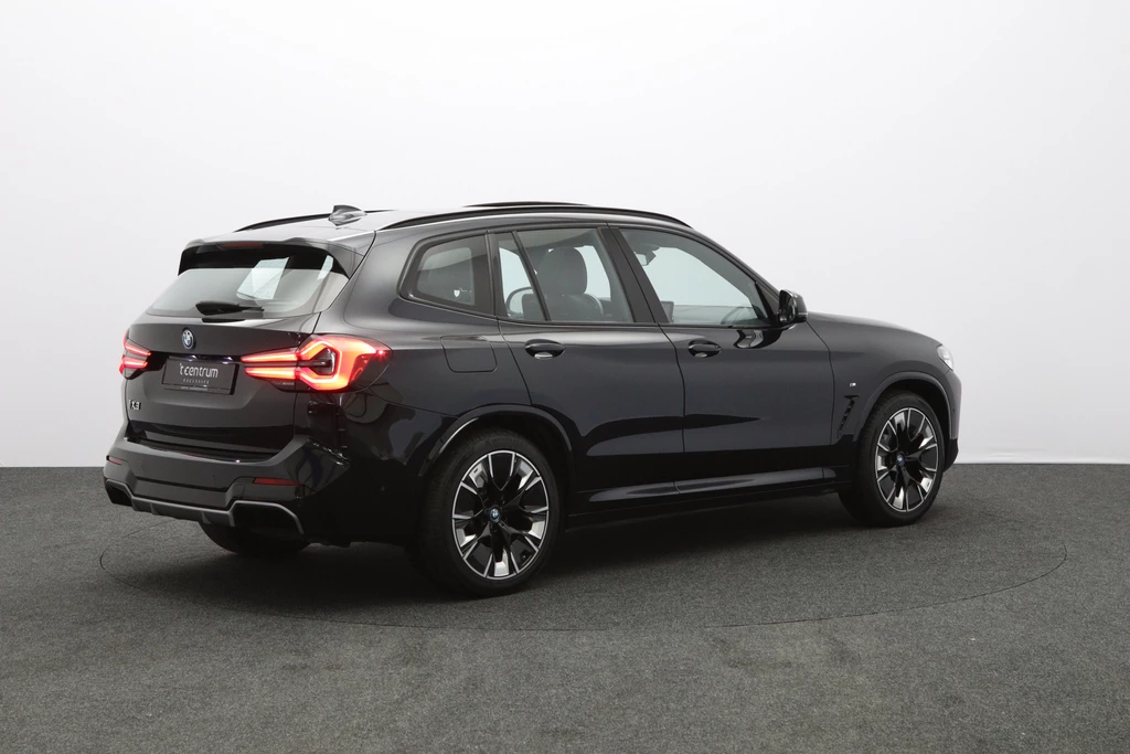 BMW iX3 – foto 5