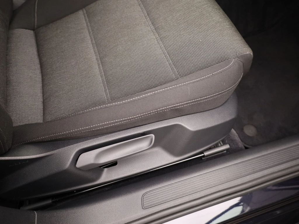 Volkswagen Passat – foto 44