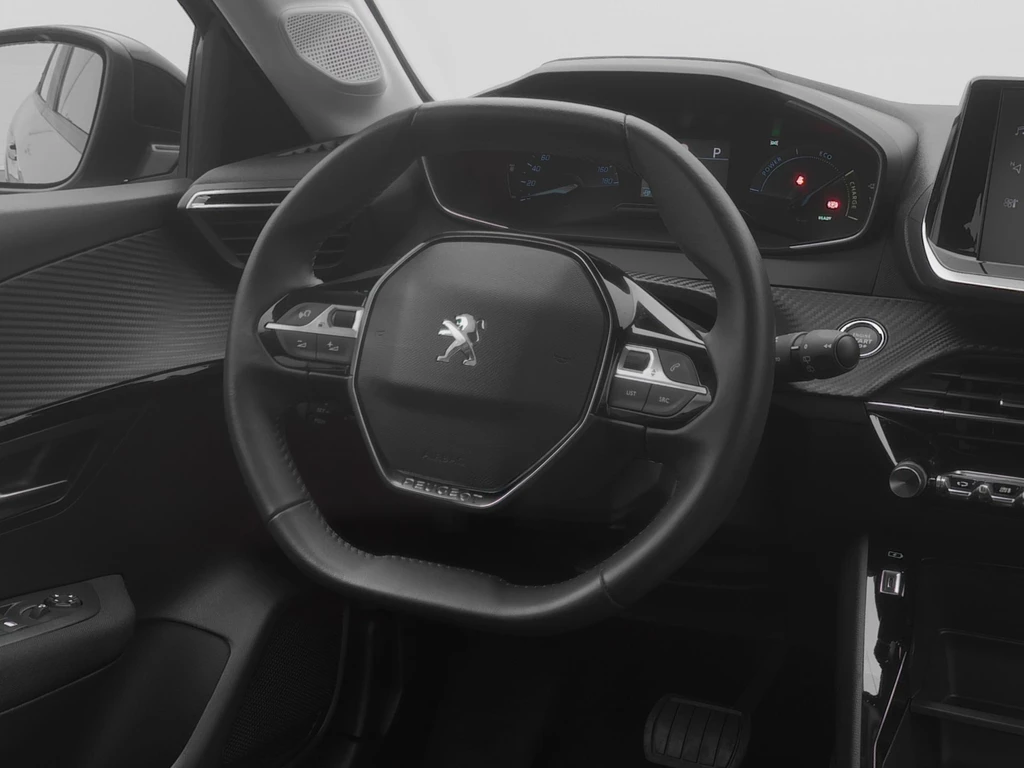 Peugeot e-208 – foto 24