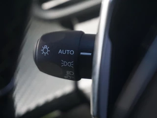 Peugeot 2008 – thumbnail 18