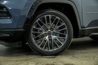 Jeep Compass – thumbnail 26