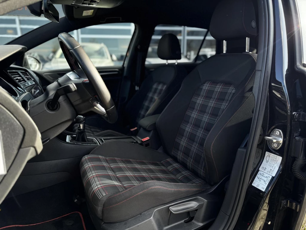 Volkswagen Golf – foto 9