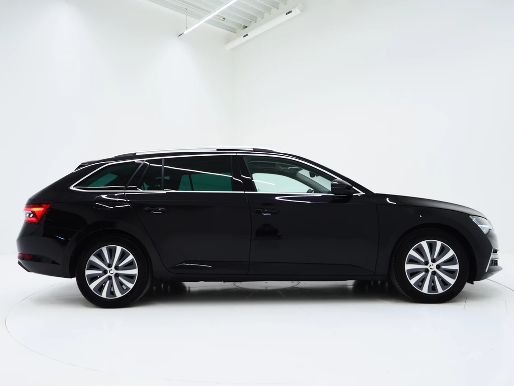 Škoda Superb – foto 6
