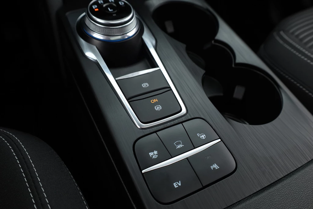 Ford Kuga – foto 40