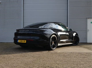 Porsche Taycan – thumbnail 3