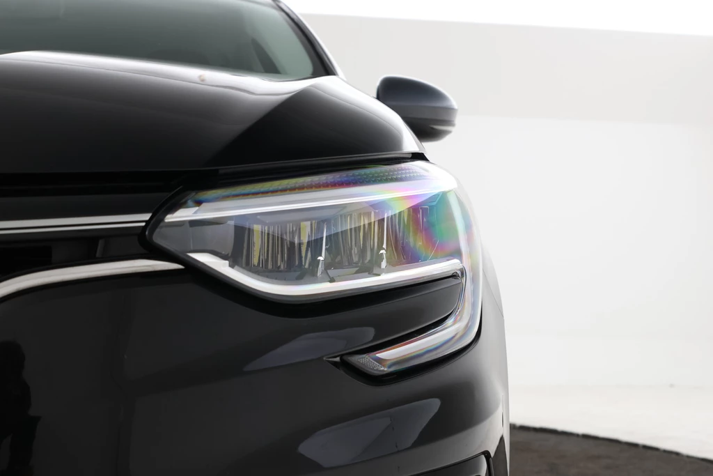 Renault Megane E-Tech – foto 7
