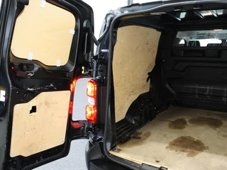 Opel Vivaro – thumbnail 35
