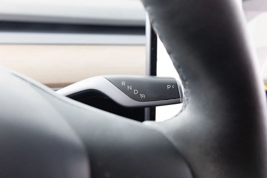 Tesla Model Y – foto 25