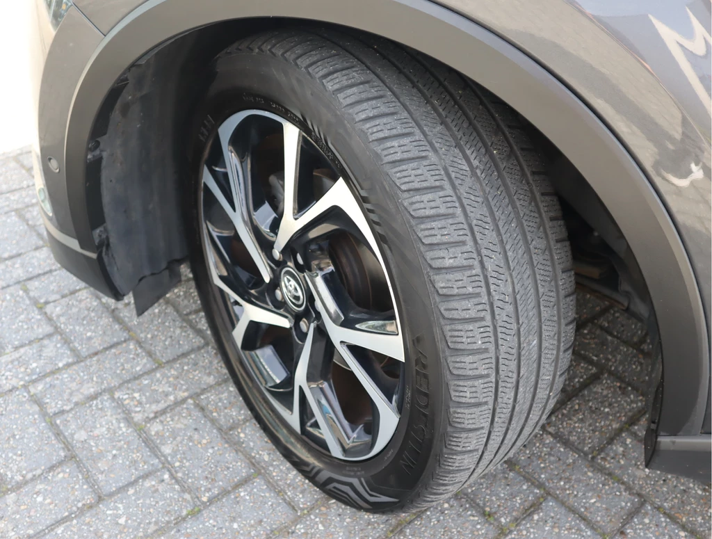 Toyota C-HR – foto 24