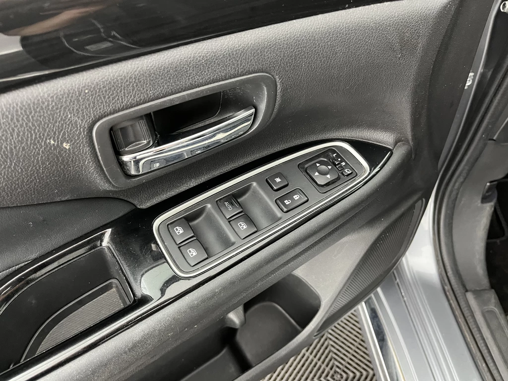 Mitsubishi Outlander – foto 24