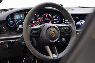 Porsche 911 – thumbnail 22