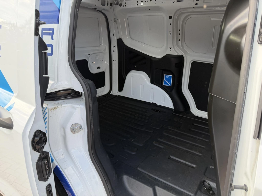 Ford E-Transit Courier – foto 13