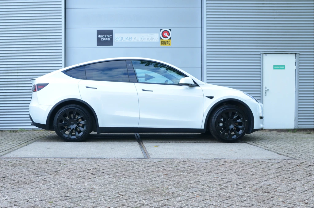 Tesla Model Y – foto 4